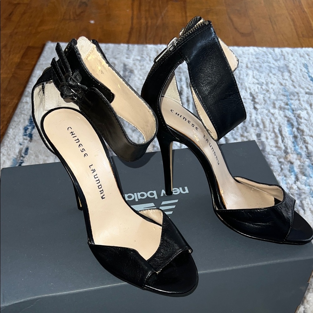 Chinese Laundry Black Open-Toe Heels